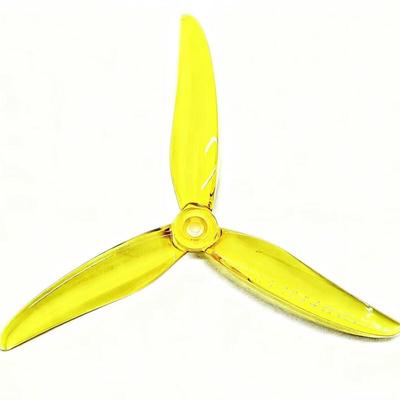 Dronlar ve RC oyuncaklar için yedek parçalar – Pervaneler