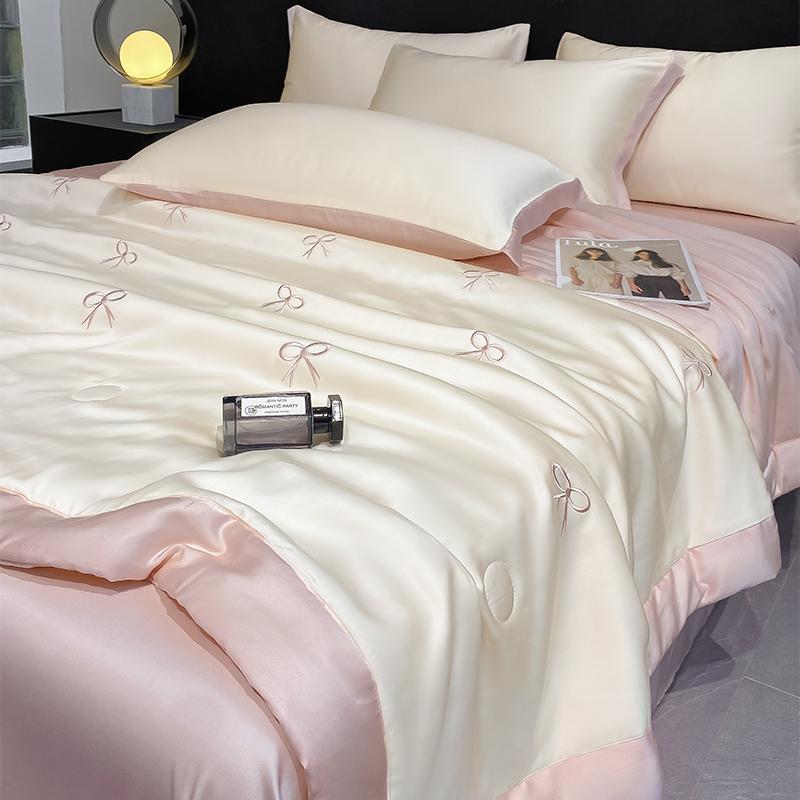 Mei Yun Ge Full Embroidery Series Water Washed Ice Silk Summer Quilt