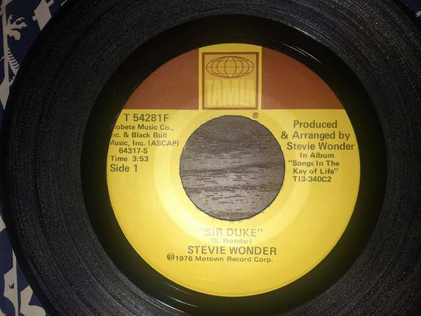 

7inch Record STEVIE WONDER - Sir Duke / He s Misstra Know-It-All T54281F Tamla 1977 US Soul/Funk Used