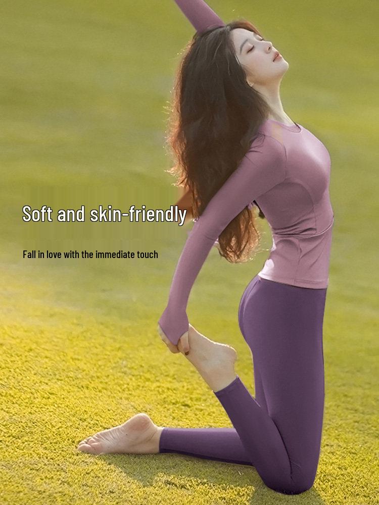 Women's 2025 Stylish Yoga Set: Long Sleeve Top with Chest Pads - Perfect for Autumn/Winter Pilates