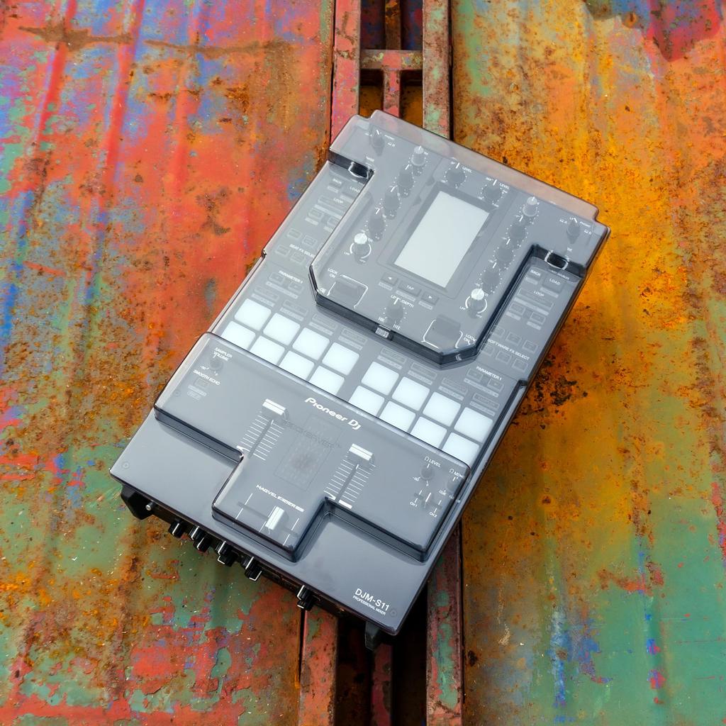 Decksaver Pioneer Cover DJM-S11 (DS-PC-DJMS11)