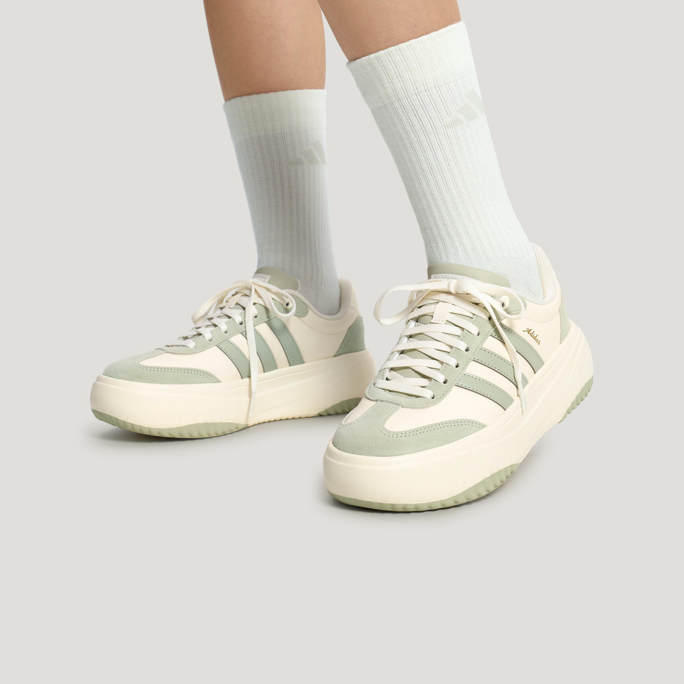 Adidas FLARE PLATFORM German Army Trainers Women s Light Beige Green 35.5
