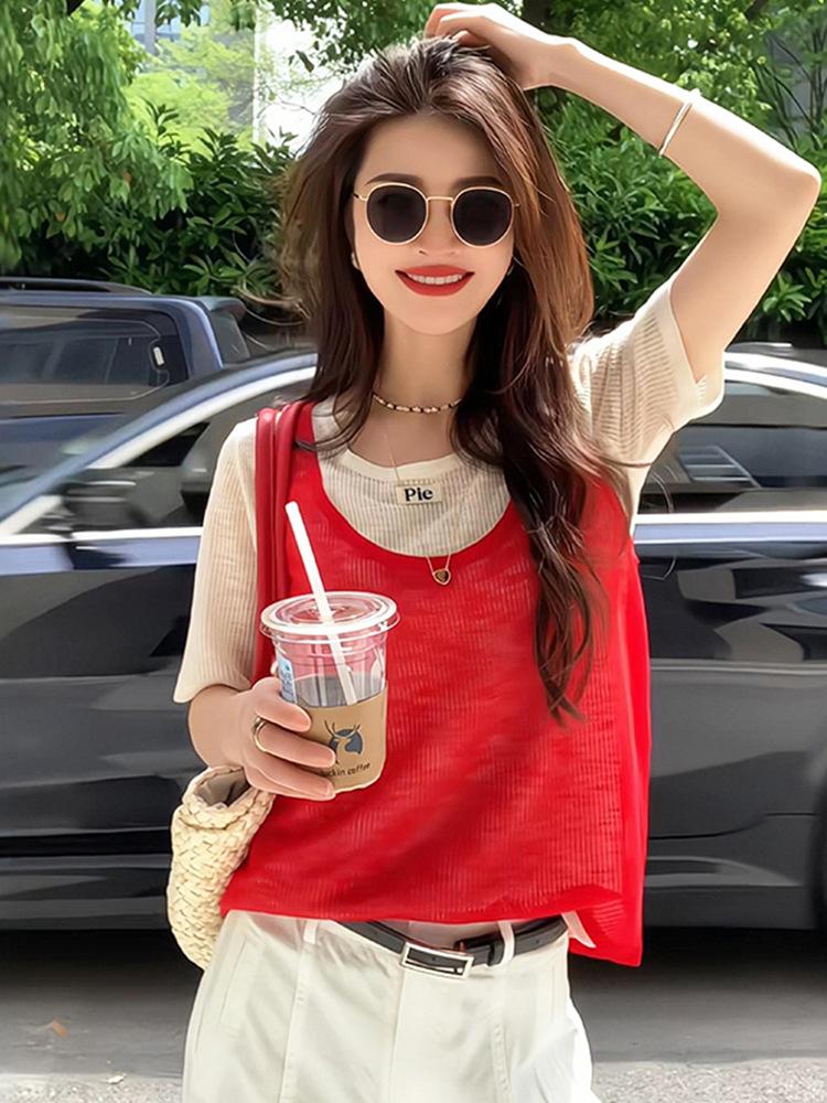Korean chic chic design sense knitted ice silk short-sleeved t-shirt women's summer unique super good-looking two-piece top