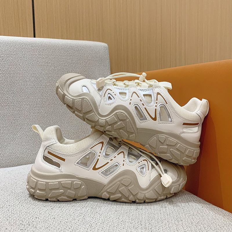 [Uncle Shoes] Casual and Fashionable Roman Shoes, New Hollow and Breathable Sports Sandals, Women's Summer Creek Hole Shoes