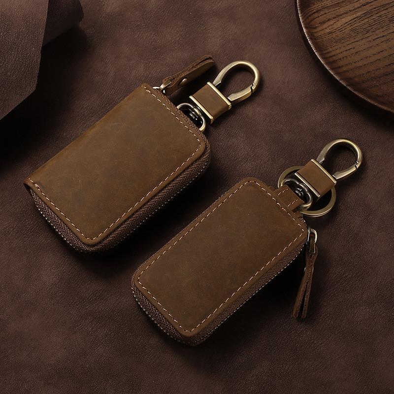Leather Car Key Case With Foldable Design And Vintage Style For Men And Women