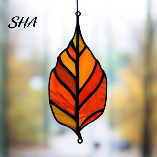 Transparent Acrylic Leaf Hanging Pendant, Waterproof Sunproof Window Hanging, Decorative Four-leaf Clover Pendant Ornament with Colorful Light Effects