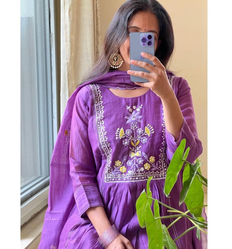 Wunderschönes Designer Party Wear Kurti Hose Dupatta Set Indische Frauen Bollywood Salwar Anzug