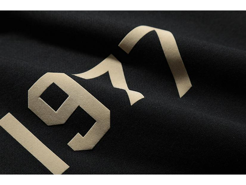 Felpa con cappuccio ESSENTIALS 1977 Lettere Floccate a Doppia Linea per Uomo e Donna