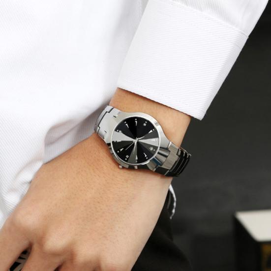 Casual Couple Round Dial Calendar Alloy Linked Strap Analog Quartz Wrist Watch