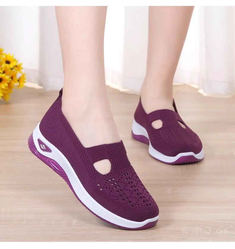 Casual shoes women's spring and autumn versatile breathable mesh shoes soft sole non-slip medium mother shoes lightweight women's shoes