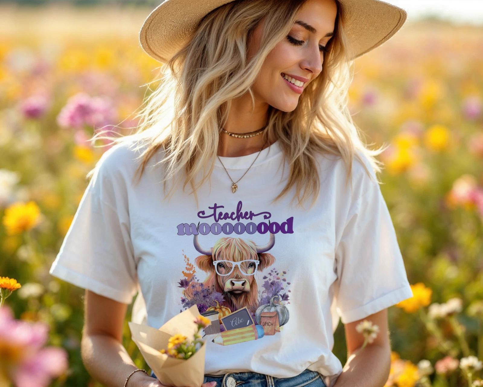 

Teacher Mooood T-Shirt Funny Highland Cow Graphic Tee Gift for Teachers A15 3XL
