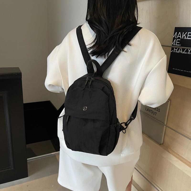 Backpack Simple Versatile Messenger Bag Men'S And Women'S Outdoor Travel Bag Light Commuter Student School Bag