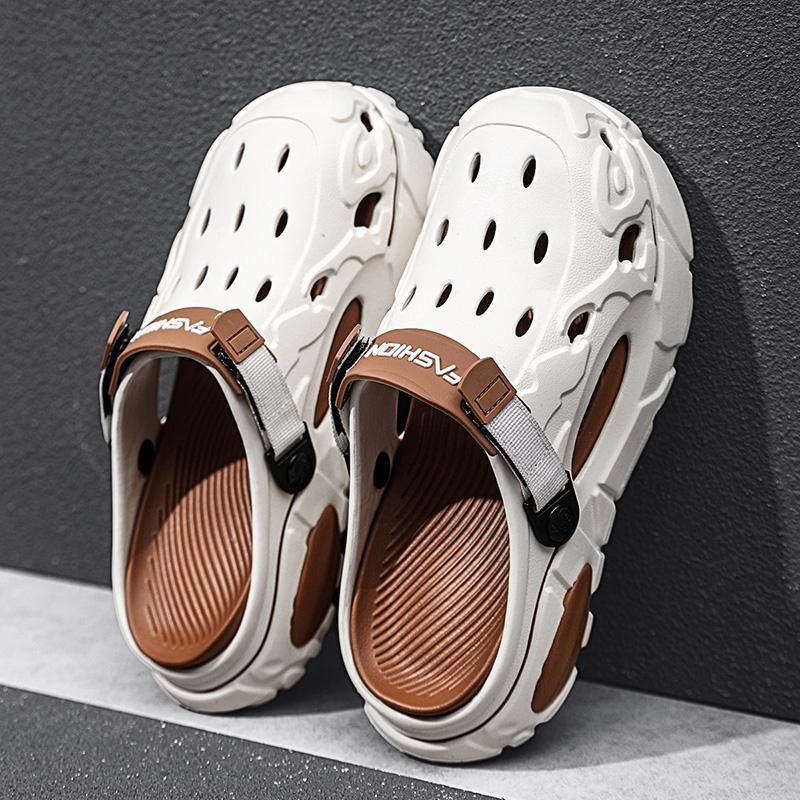 Fashion Clogs Men Sandals Lightweight Breathable Slip-On Sandals Non-Slip Water Shoes for Summer Beach Sandals