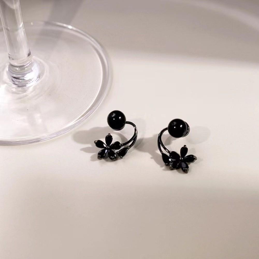 Sweet Flower Ear Studs Light Luxury Ladies U-shaped Earrings Crystal Flower Earrings  Spring Summer