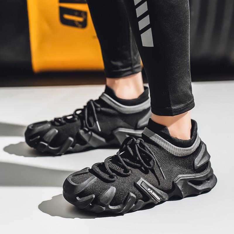 

Socks and shoes men s summer popular mesh fly-woven sneakers protective platform student jogging retro dad shoes 44 чорний