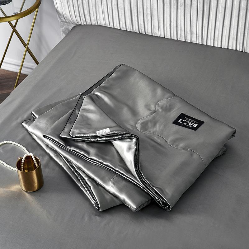 Luxury Summer Ice Silk Air Conditioning Quilt Thin Cooling Blanket Queen Size Bedding Stitch Comforters
