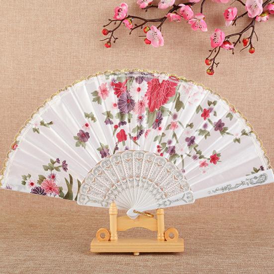 Kinesisk stil Folding Fan Hot Stamping Silke Stoff Håndholdt Fan med gullkanten blomstermønstre