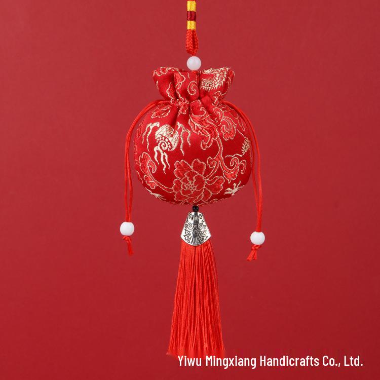 Chinese Mugwort Sachet: Traditional Herbal Mosquito Repellent Car Ornament - Dragon Boat Festival Pendant