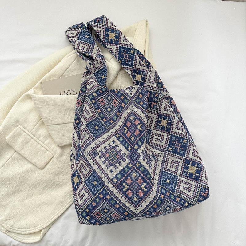 Chic Colorblock Shoulder Bag Large Stylish Tote For Casual Commuting In Various Colors