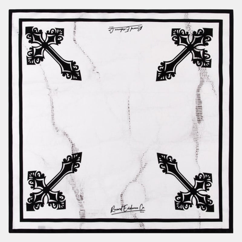 

RECLOW CROSS SILK SCARF WHITE FREE