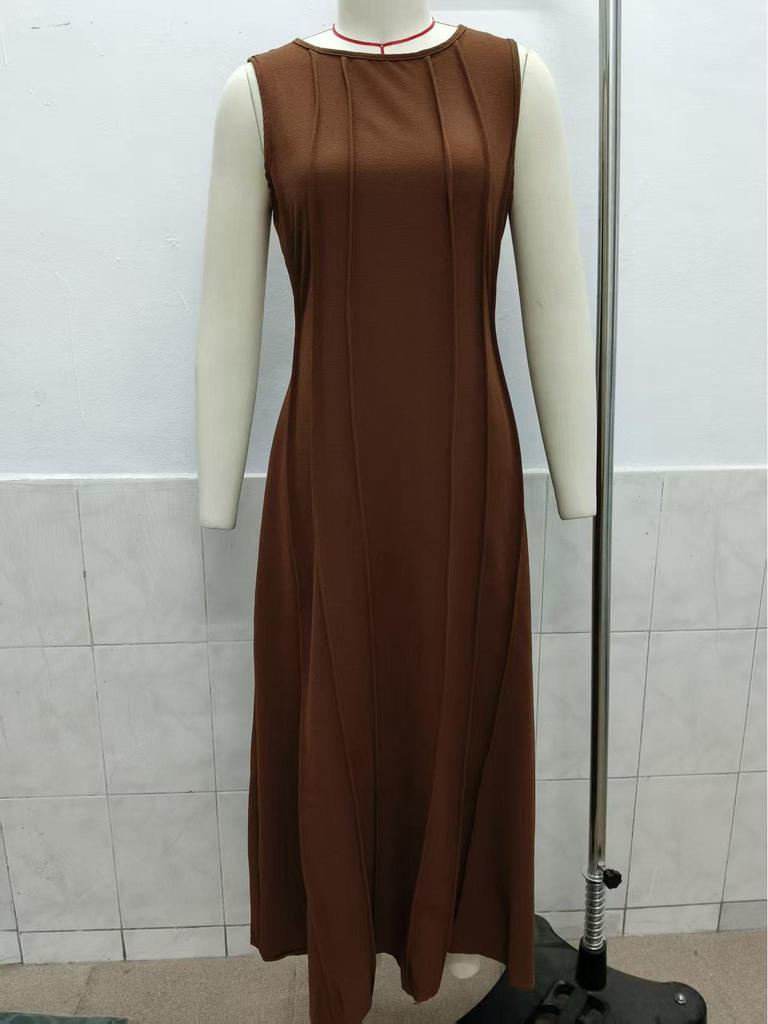 2026 Summer Elegant Women's Sleeveless Pleated Long Dress