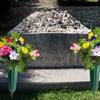 Anti-corrosion Flower Holder Cemetery Vase with Stake Weather-proof Durable Outdoor Garden Lawn Memorial Decoration