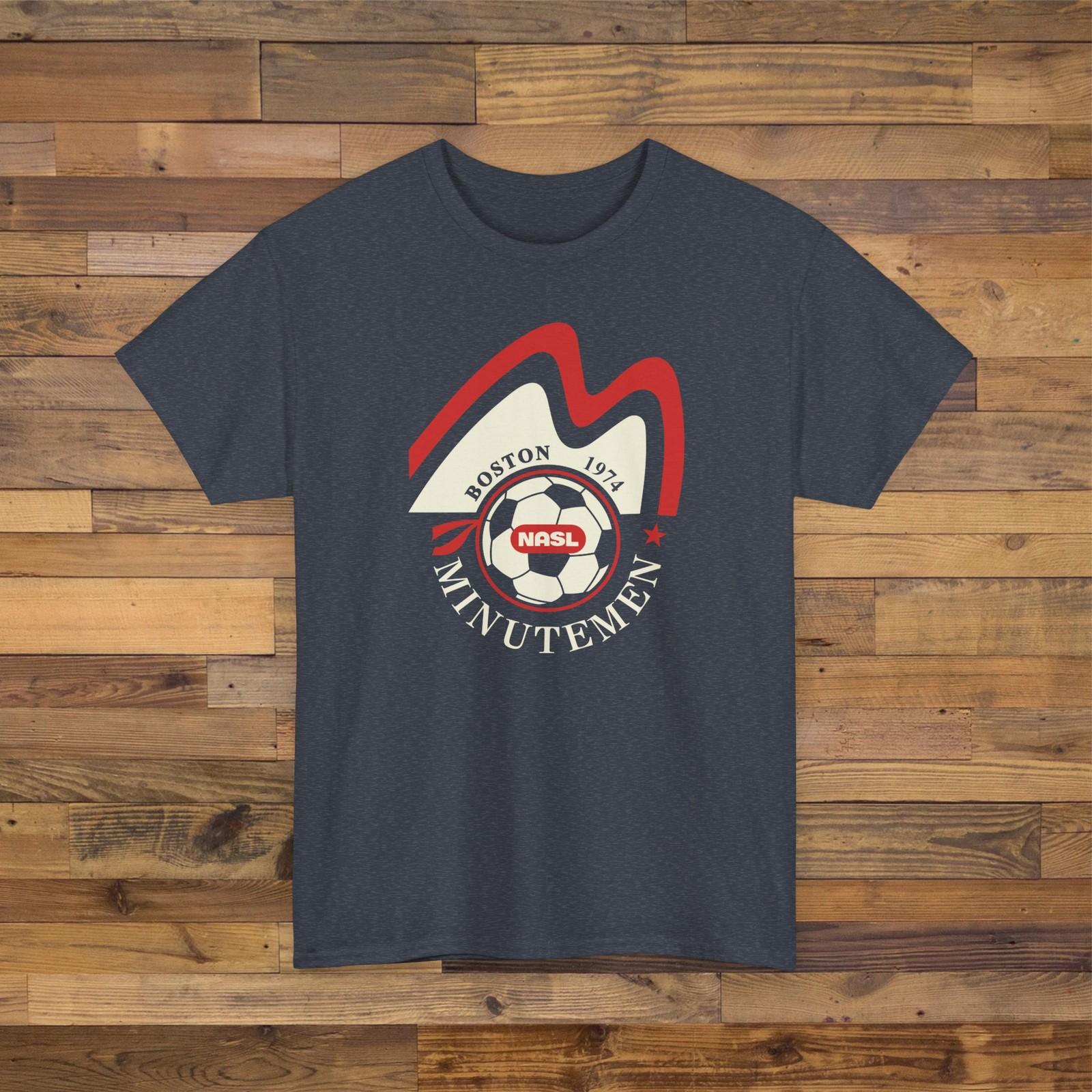 Boston Minutemen 1974 NASL Vintage Soccer Premium Unisex T-Shirt - Red Sox XXL