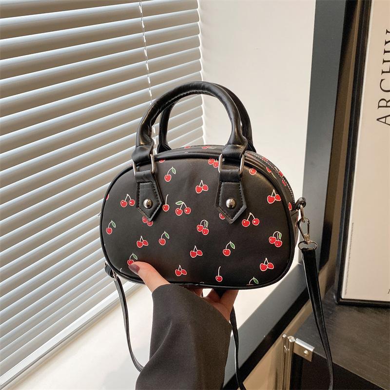 

Новая красивая ручная сумка, повседневная, универсальная, для поездок, с темпераментом, на плечо, сумка-мессенджер, женская сумка чёрный