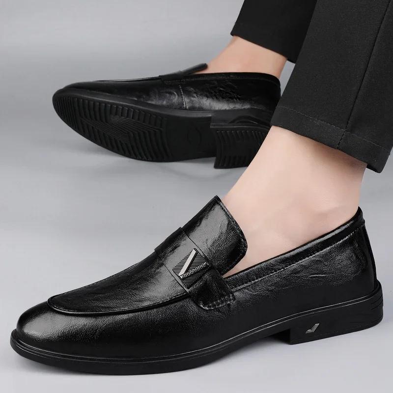 Fashion Italian Style Mens Handcrafted Loafers Genuine Leather Slip on Flats Comfortable Driving Shoes Non-Slip Sole Male Business Shoes