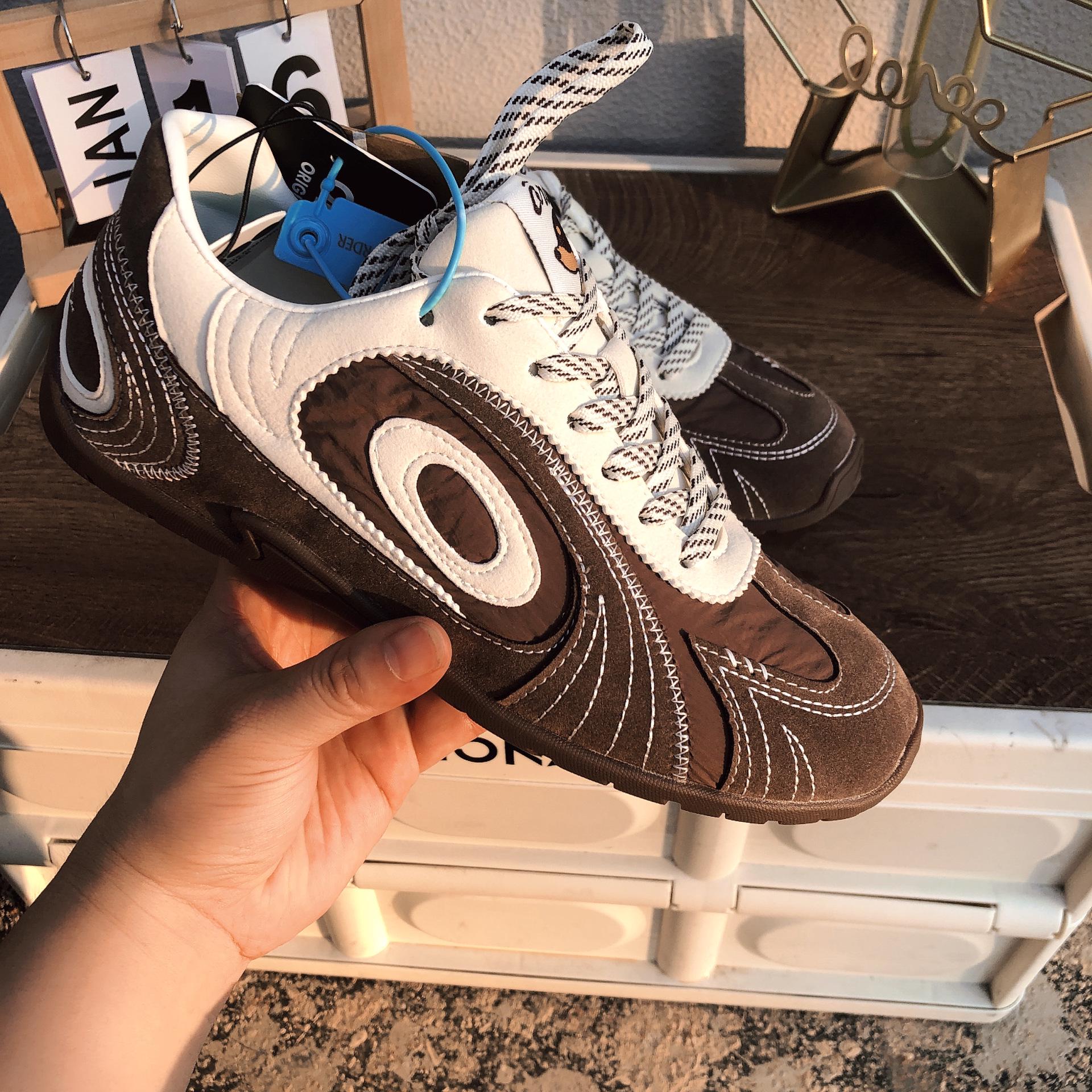 

Bai Lu Retro Turbo Women s 2025 Breathable German Training Shoes - Fashionable, Casual, and Sporty Forrest Gump Style. 39