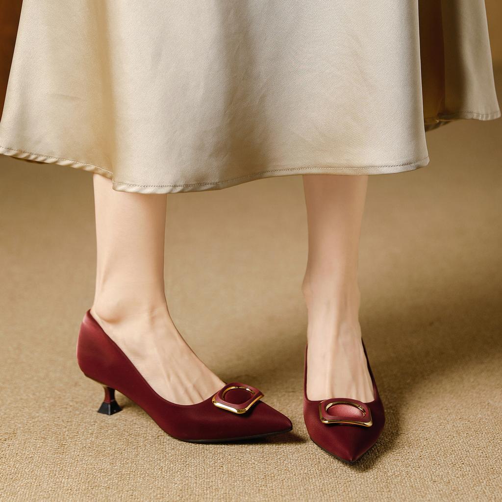 Stiletto High Heels Red Wedding Shoes 2026 Spring French High-end Square Buckle Pointed Middle Heel Shallow Mouth Single Shoes