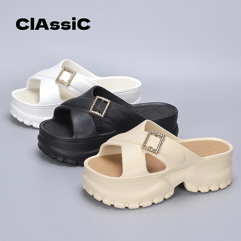 Super thick small slippers women wear new summer heightening fashion soft bottom beach v one-word slippers
