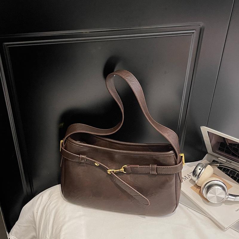 Retro High-value Shoulder Bag Women's Winter New Fashion Shoulder Bag Niche Fashion Messenger Bag