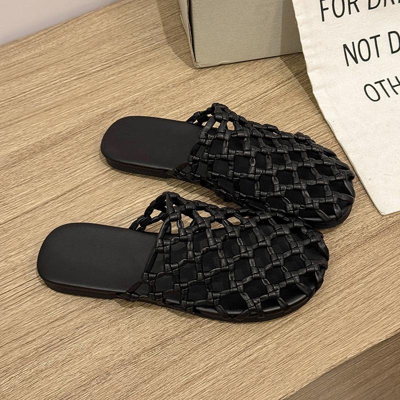 Fashion Luxury  Handmade Weaving Mesh Hollow Out Women Cozy Breathable Round Toe Beach Shoes Casual Flat Slippers