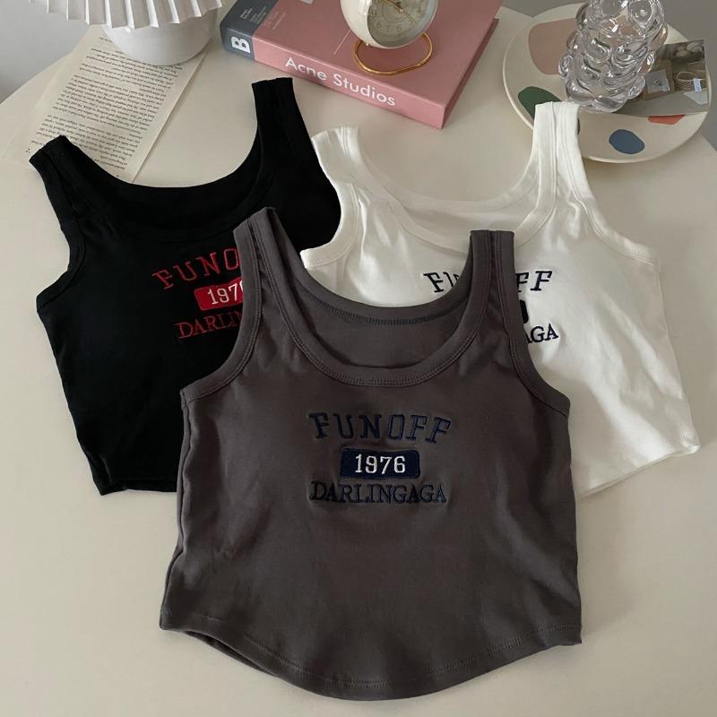 Hong Kong Print Everything Up Camisole Girl with A Sexy Short Spice Girl Suspenders Breast Cushion Base