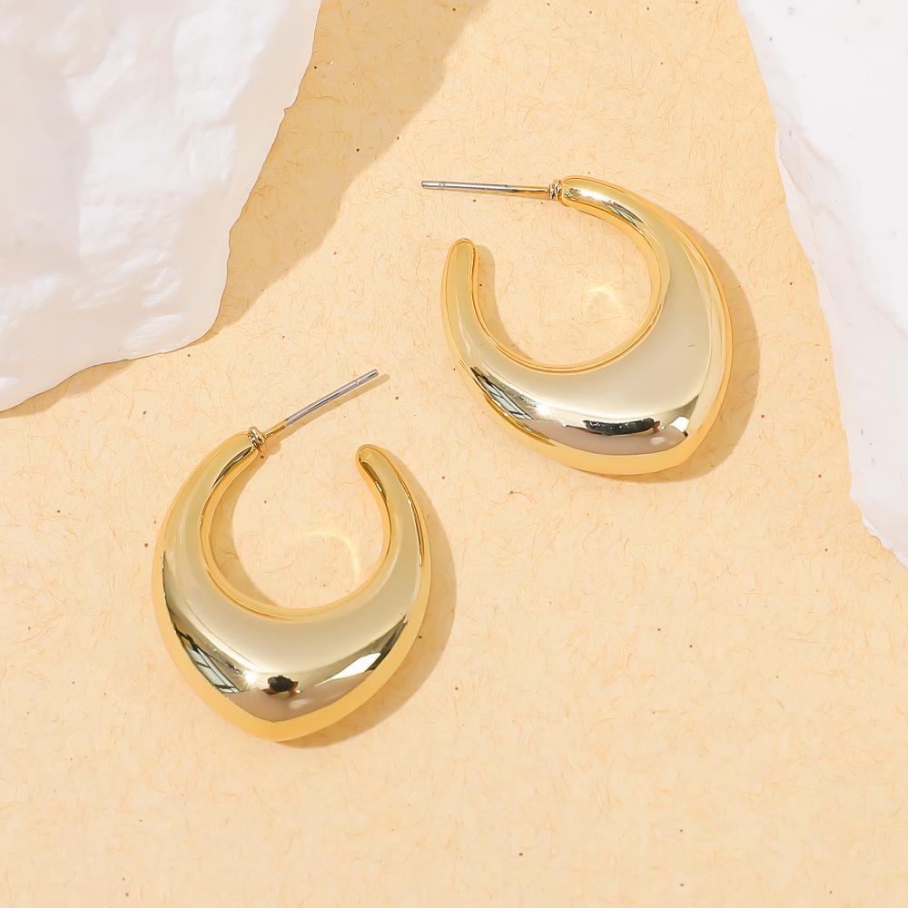 European and American irregular earrings geometric stainless steel personalized fashion stud earrings K gold titanium steel irregular light luxury