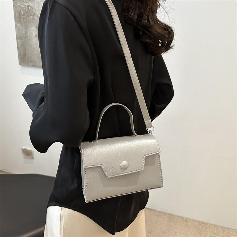 Retro Niche Design Handbag Bag Fashion 2025 Autumn New Beautiful Casual Shoulder Crossbody Small Square Bag
