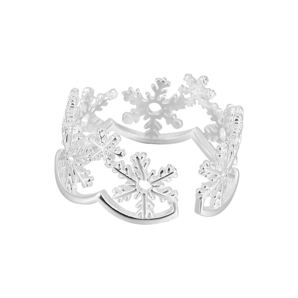 Exquisite Hollow Snowflake Ring - Trendy, Versatile Fashion Ring for Women, Perfect for OL Commutes or Internet Celebrity Style.
