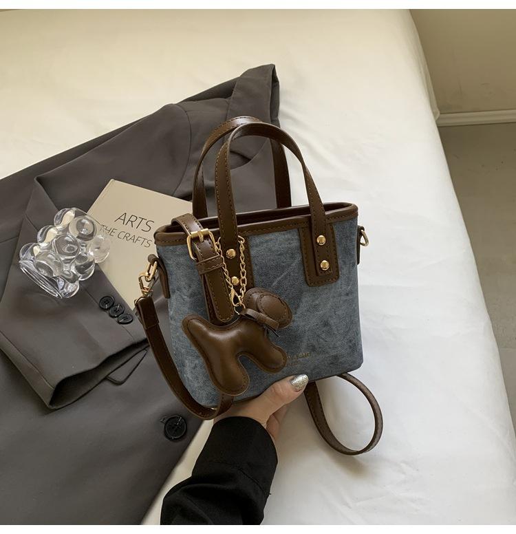 Popular Bucket Bag Women's New Autumn and Winter Versatile Shoulder Messenger Bag Handbag