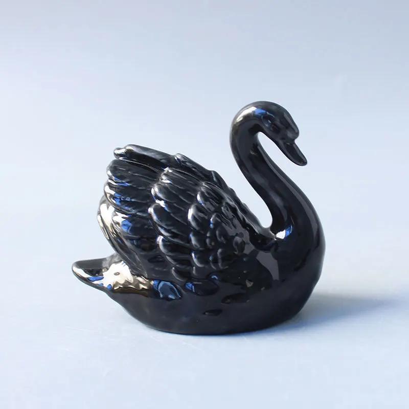Modern Minimalist Black and White Couple Swan Home Accessories Decorative Figurines Ceramic Knickknacks Wedding Gifts Ornaments
