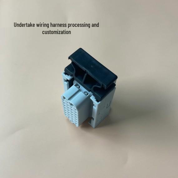 28-Pin Original Car Wiring Harness Connector Plug