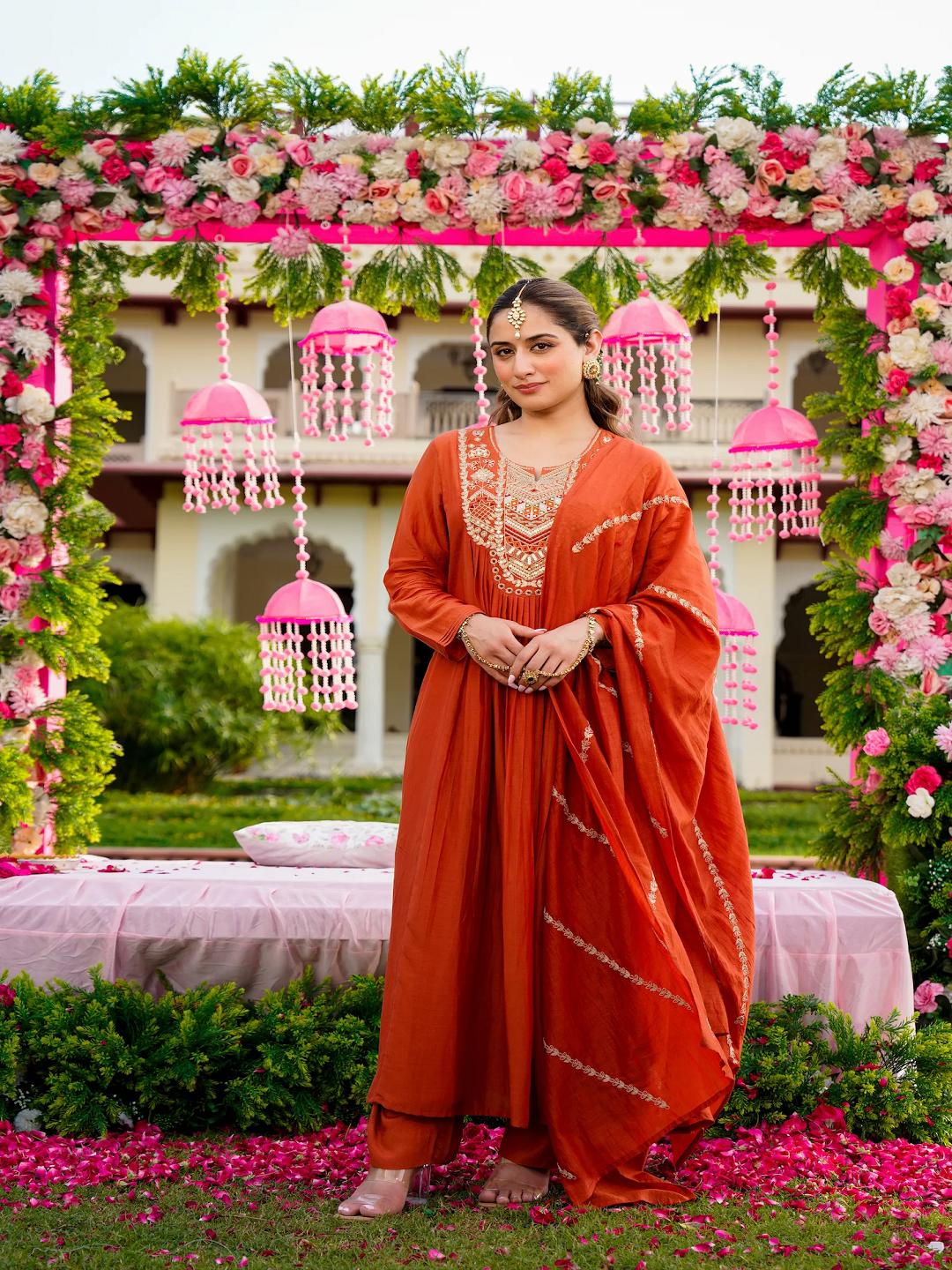 Rust Orange Anarkali Kurta Set for Women Embroidered Ethnic Wedding Outfit S оранжевый