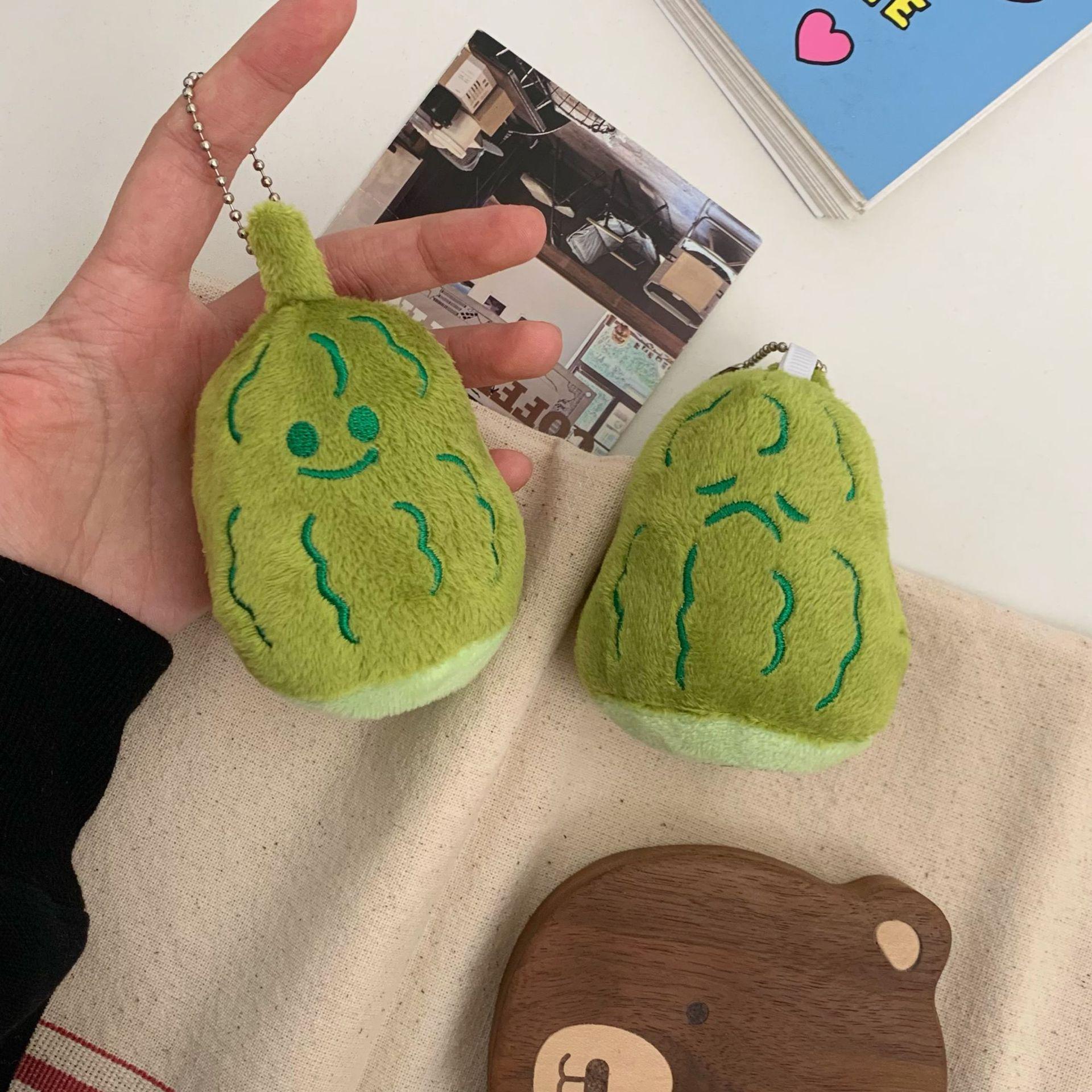 

Плюшевый брелок в виде надкусанного яблока: Креативный кулон для рюкзака и подвесная кукла в подарок для женщин