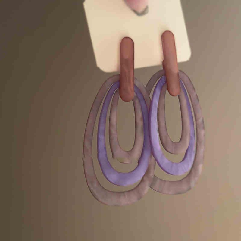 European and American oval acrylic water drop earrings niche fashion stud earrings