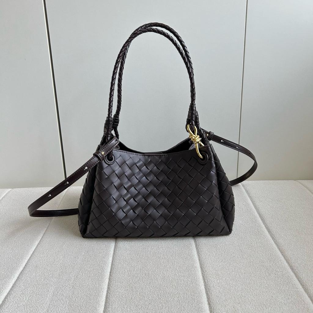 2025 Nuovo design di nicchia borsa a tracolla singola sotto l'ascella borsa da pendolare grande capacità borsa a tracolla alla moda versatile