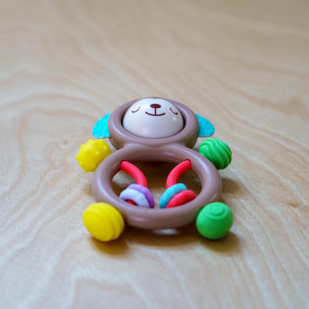 [Official Japanese Product] Infantino Busy Lil' Sensory Rattle (Monkey Rattle & Teething Ring) for Babies 3 Months and Up, Newborn Toy