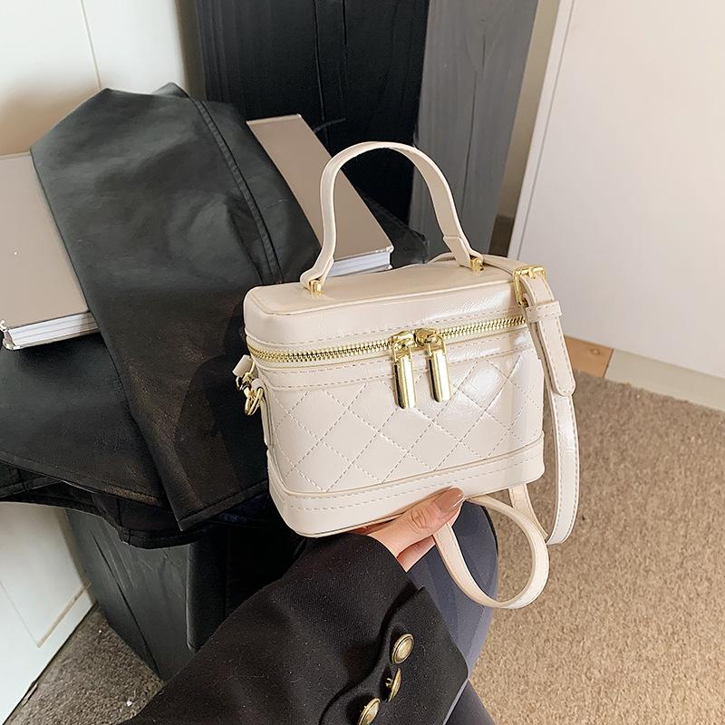 

Модная бриллиантовая маленькая квадратная сумка женская новая с высоким чувством качества универсальная повседневная ручная сумка сумка через плечо белый