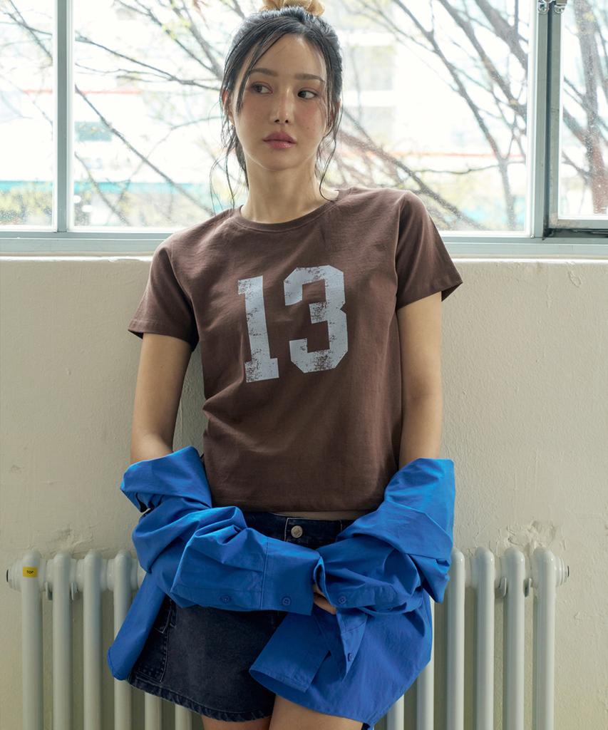 Moleubeu13 Numbering Crack T-Shirt