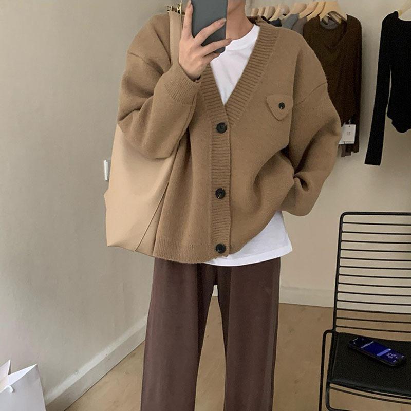 

French retro 2025 autumn and winter knitted cardigan women s fake pocket lazy jacket design fashionable and versatile 23082603 (average size) верблюд