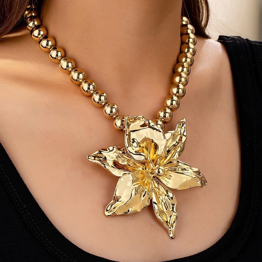 Stereoscopic Large Volume Flower Pendant Wrinkled Flowers Pendant Necklace Daily Occasion
